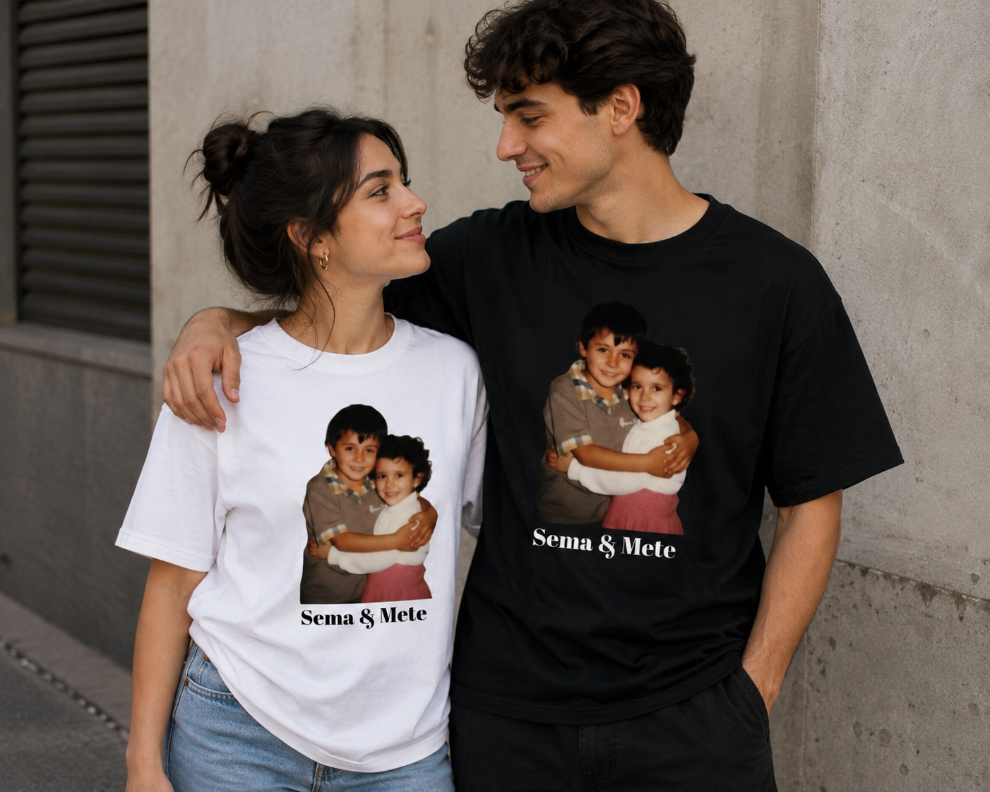 Kişiye Özel Polaroid Baskılı Çift Tişörtü